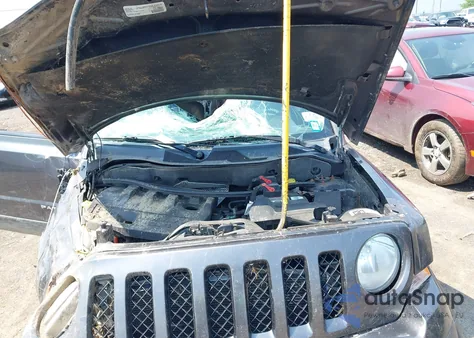 2016 Jeep Patriot Latitude from USA, damaged, VIN 1C4NJRFB3GD586115